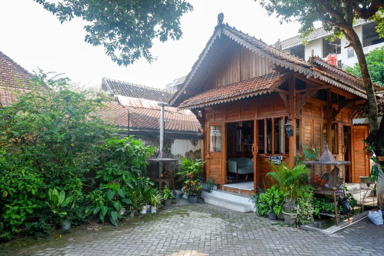 Reddoorz Syariah Near Plengkung Gading 2 Hotel Jogjacarta Exterior foto