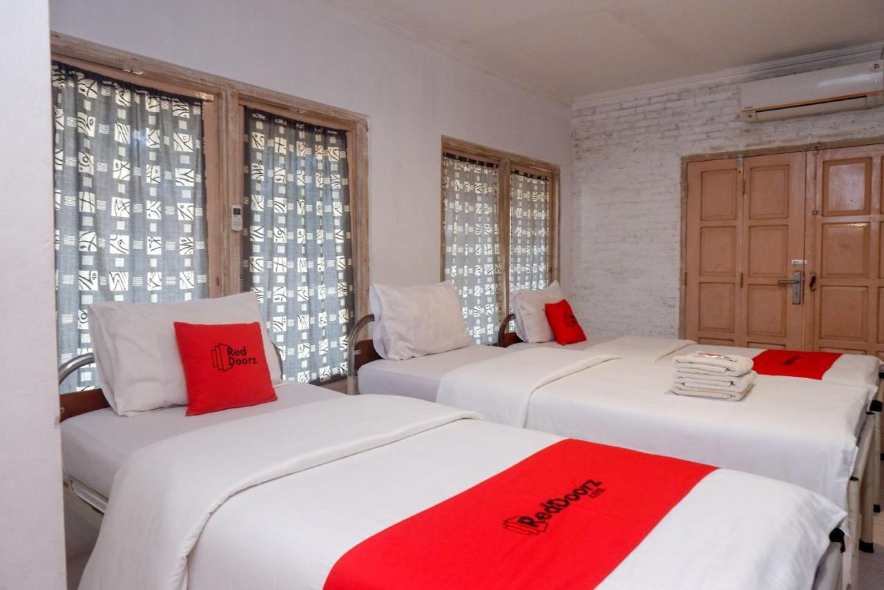 Reddoorz Syariah Near Plengkung Gading 2 Hotel Jogjacarta Exterior foto