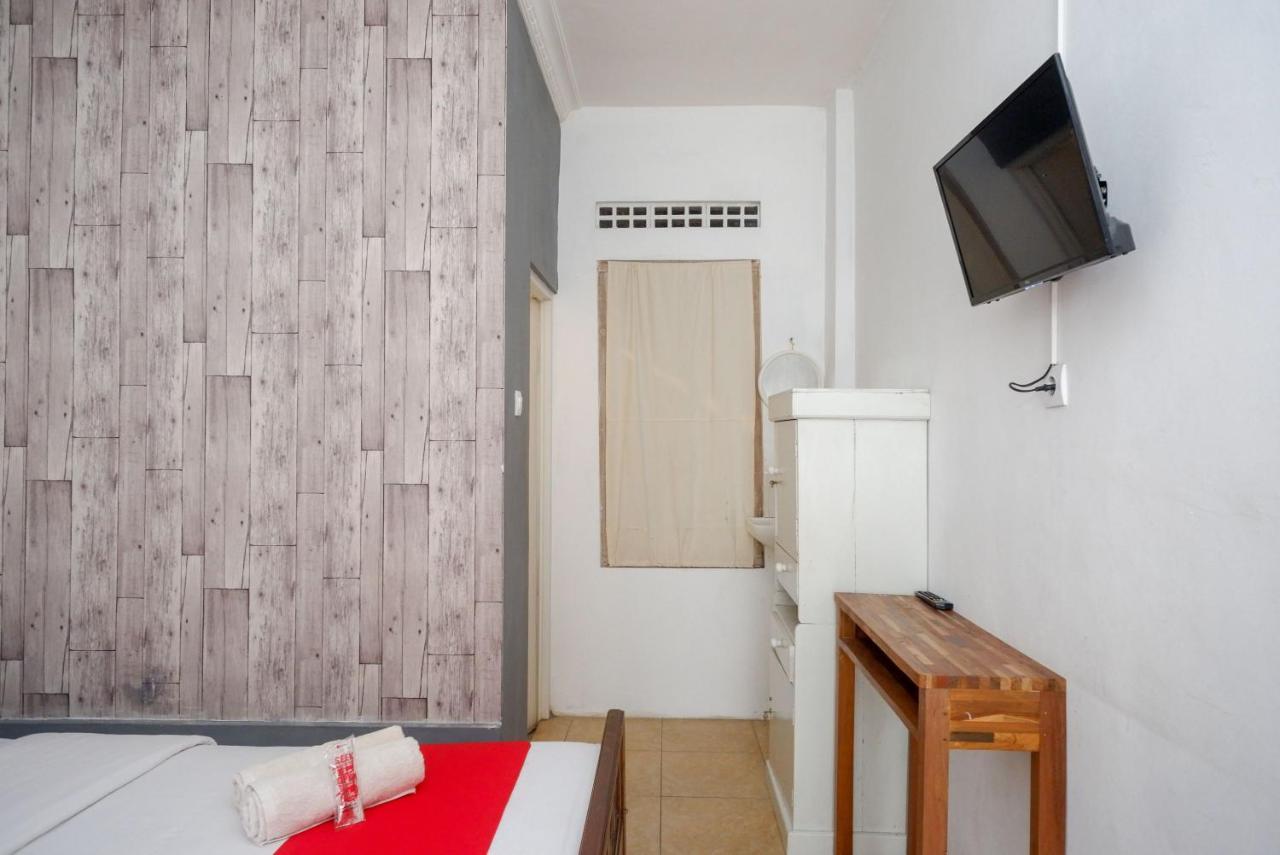 Reddoorz Syariah Near Plengkung Gading 2 Hotel Jogjacarta Exterior foto