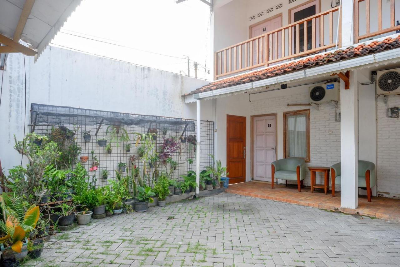 Reddoorz Syariah Near Plengkung Gading 2 Hotel Jogjacarta Exterior foto